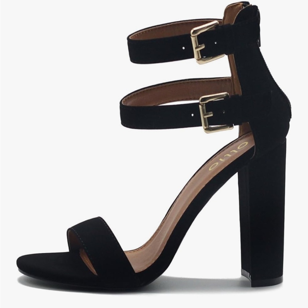 NIB Black Strappy Heeled Sandals